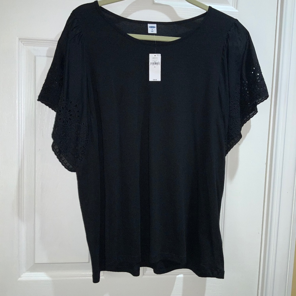 Old Navy scalloped embroidered flutter sleeve black top Sz XL New